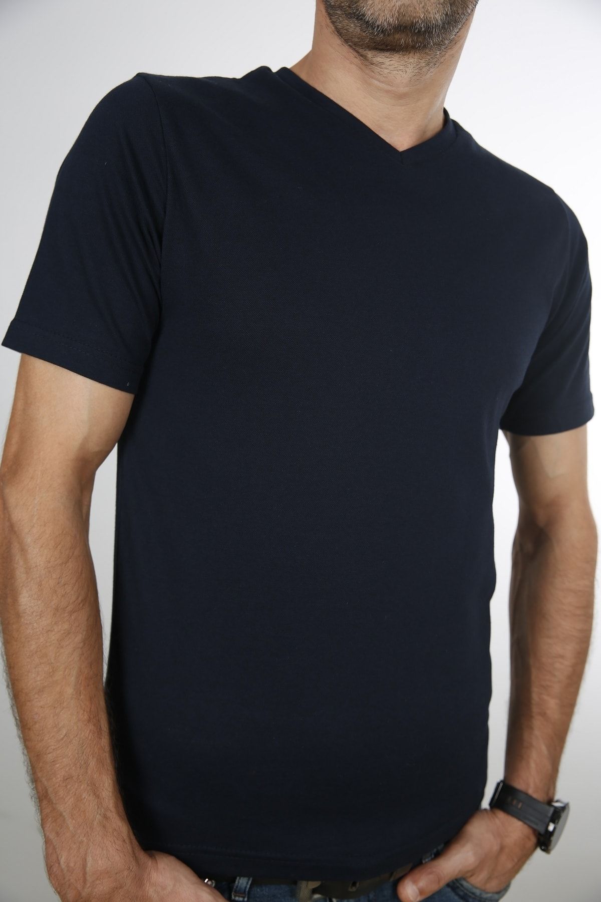 Erkek Lacivert V Yaka Slim Fit Kısa Kol T-Shirt 2000L