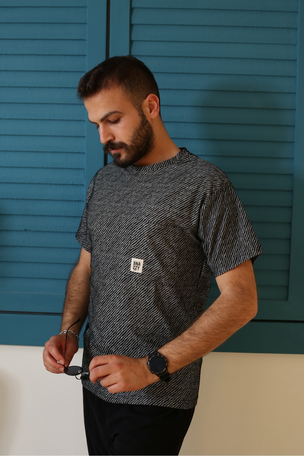 Siyah Kısa Kol Bisiklet Yaka Örme Desenli Oversize T-Shirt 3343-01