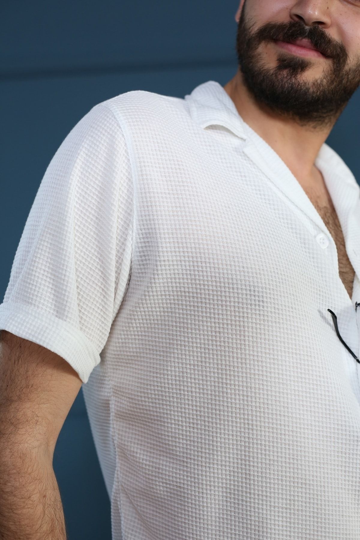 Beyaz Desenli Kısa Kol Polo Yaka Tarz Oversize Gömlek 3370-02