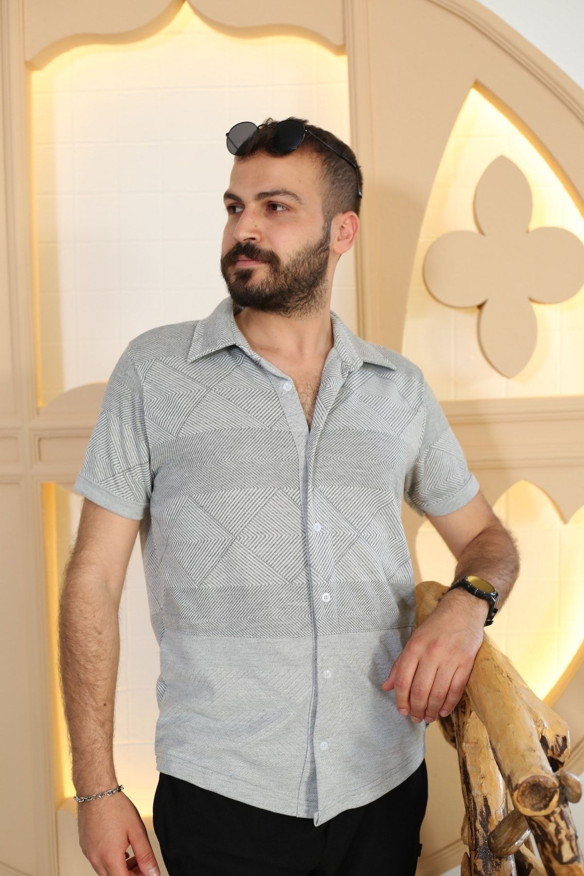 Erkek Gri Desenli Kısa Kol Polo Yaka Tarz Gömlek 8105-11