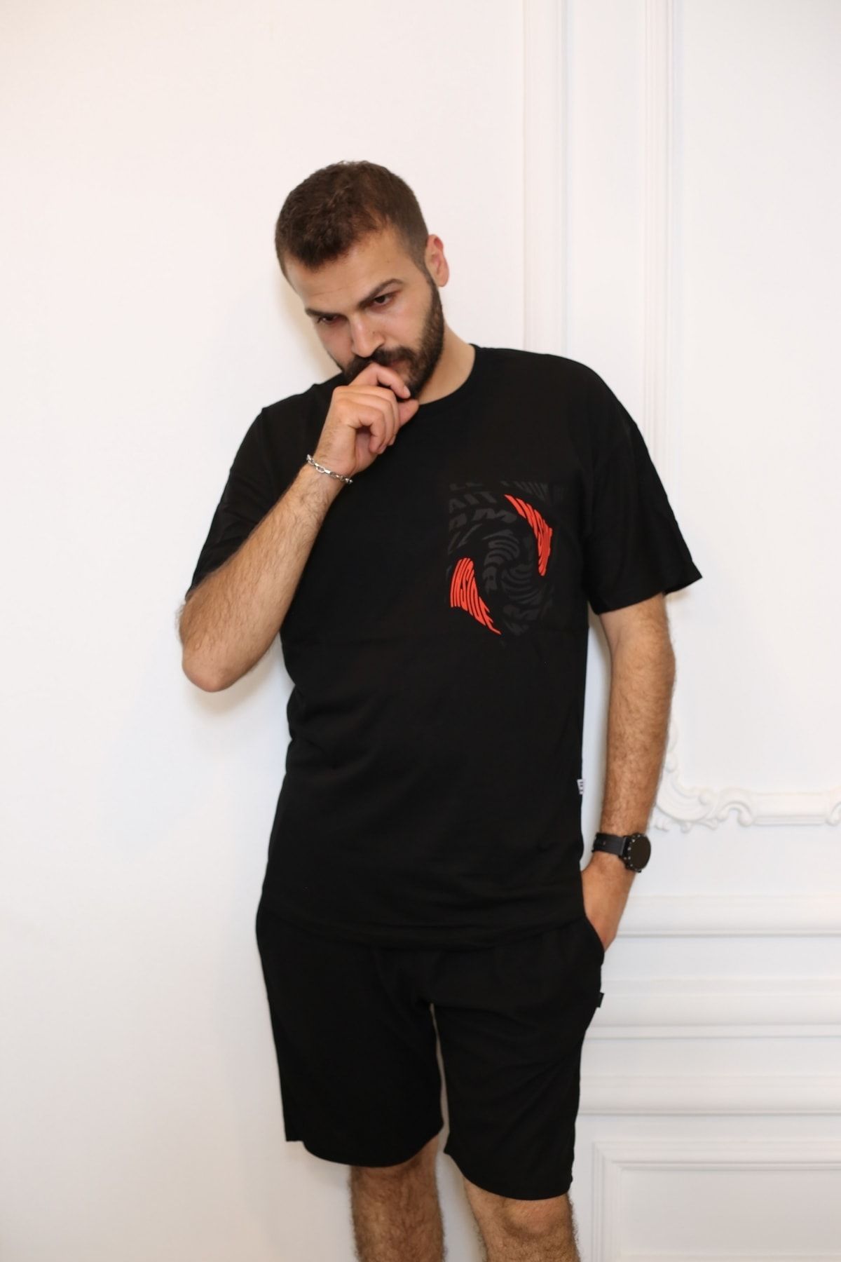 Siyah Sırt Baskılı Kısa Kol Bisiklet Yaka Oversize T-Shirt 8169-01