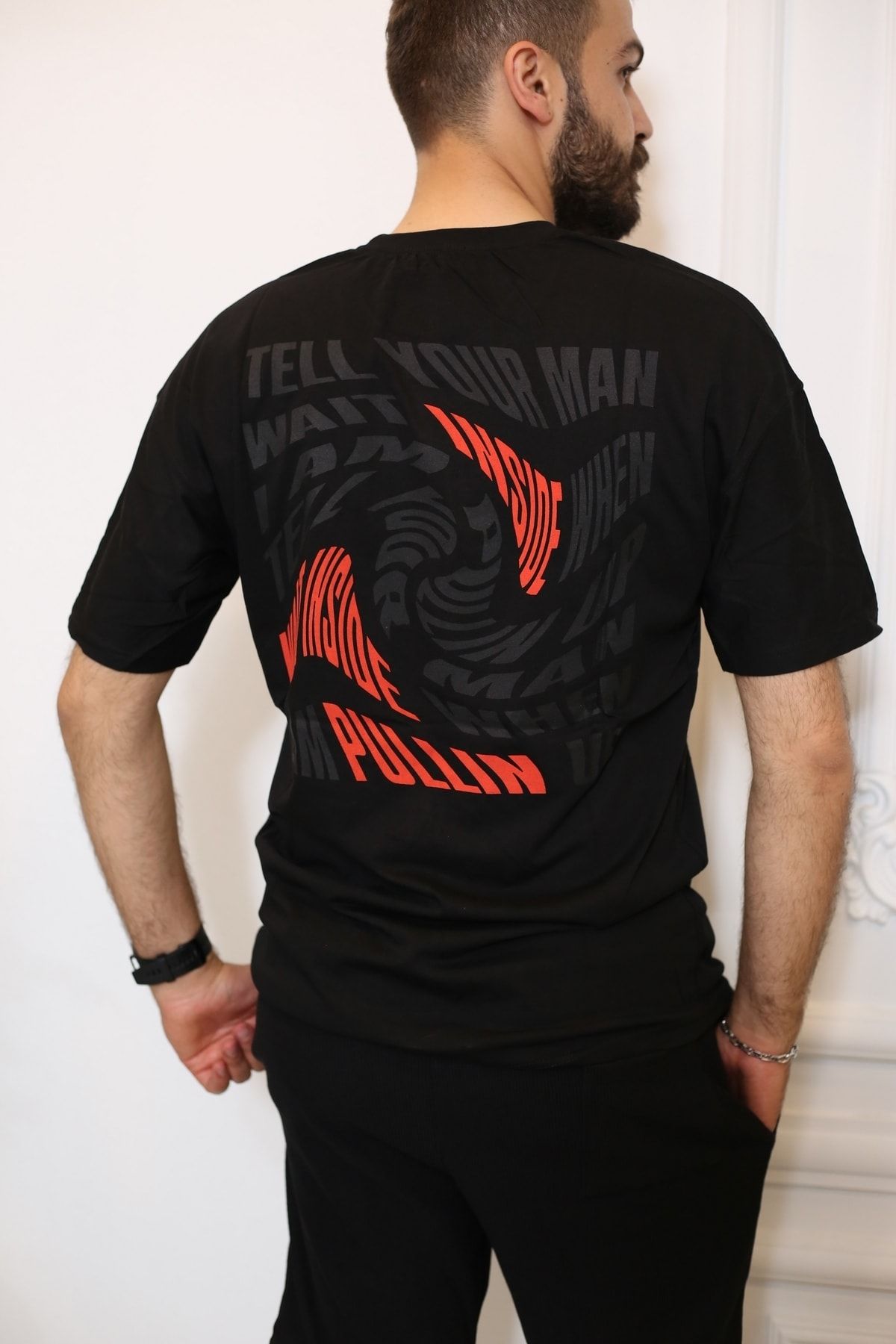 Siyah Sırt Baskılı Kısa Kol Bisiklet Yaka Oversize T-Shirt 8169-01