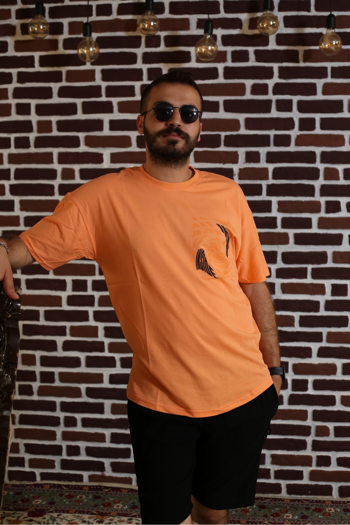 Turuncu Sırt Baskılı Kısa Kol Bisiklet Yaka Oversize T-Shirt 8169-30
