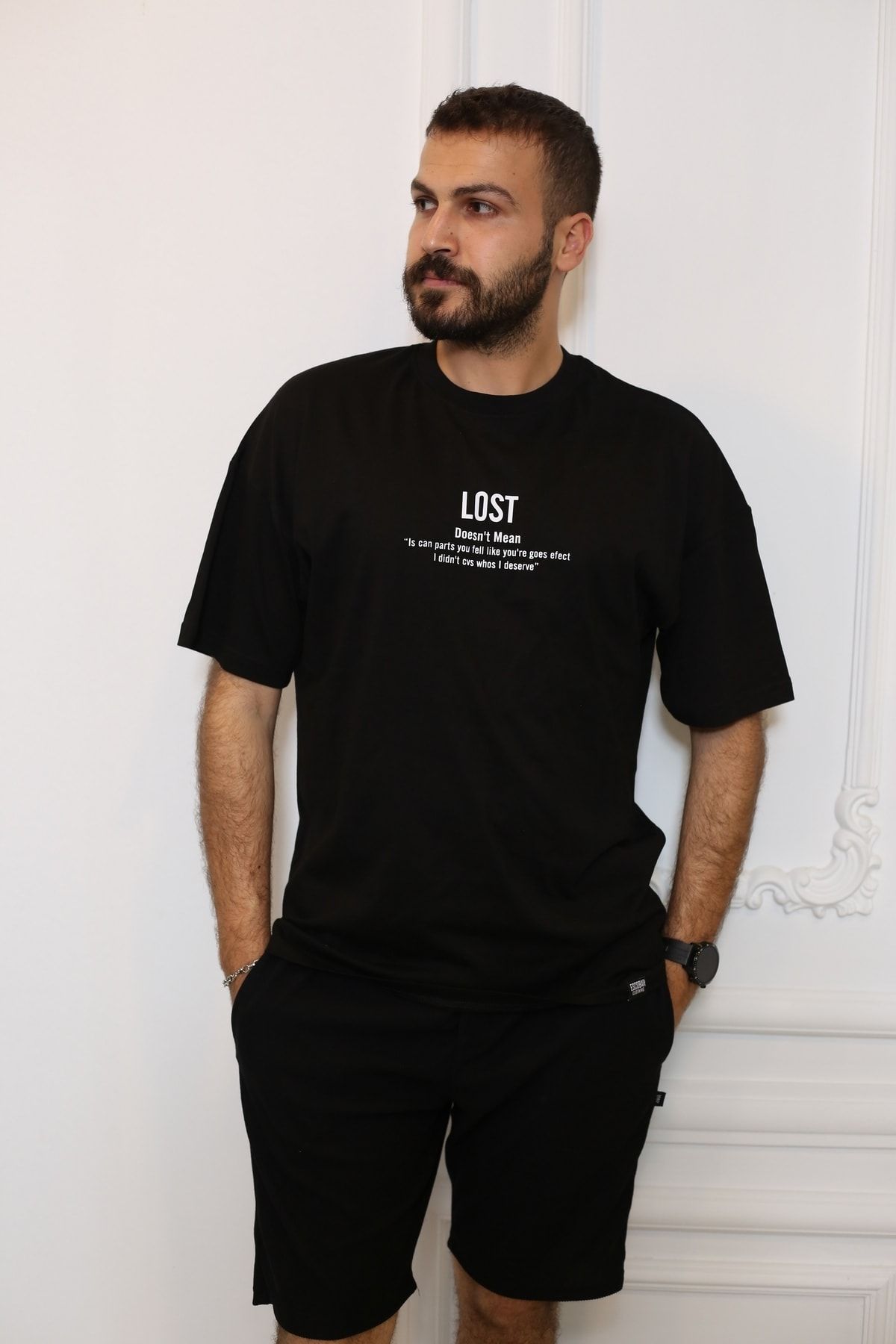 Siyah Oversize Sırt Baskılı Kısa Kol Bisiklet Yaka T-Shirt 90108-01