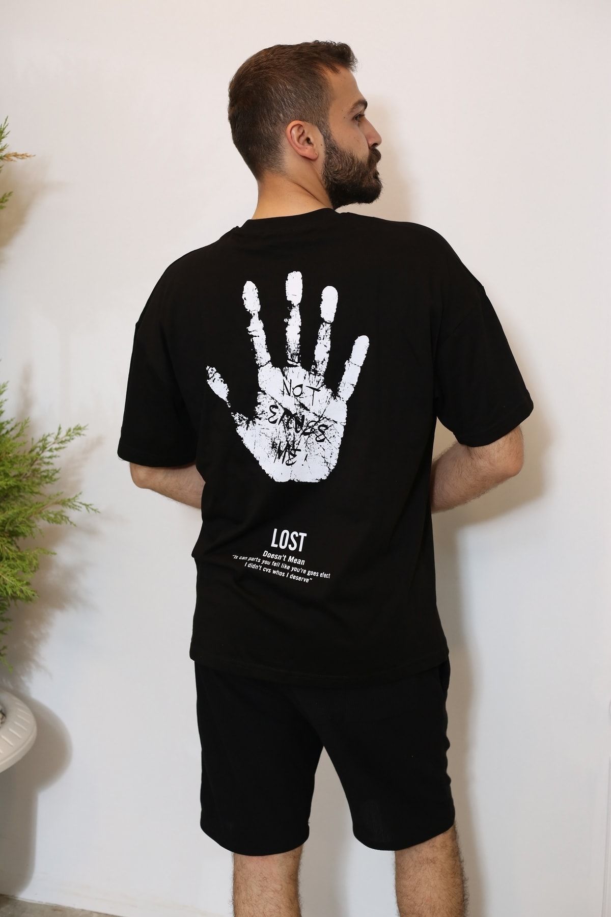 Siyah Oversize Sırt Baskılı Kısa Kol Bisiklet Yaka T-Shirt 90108-01