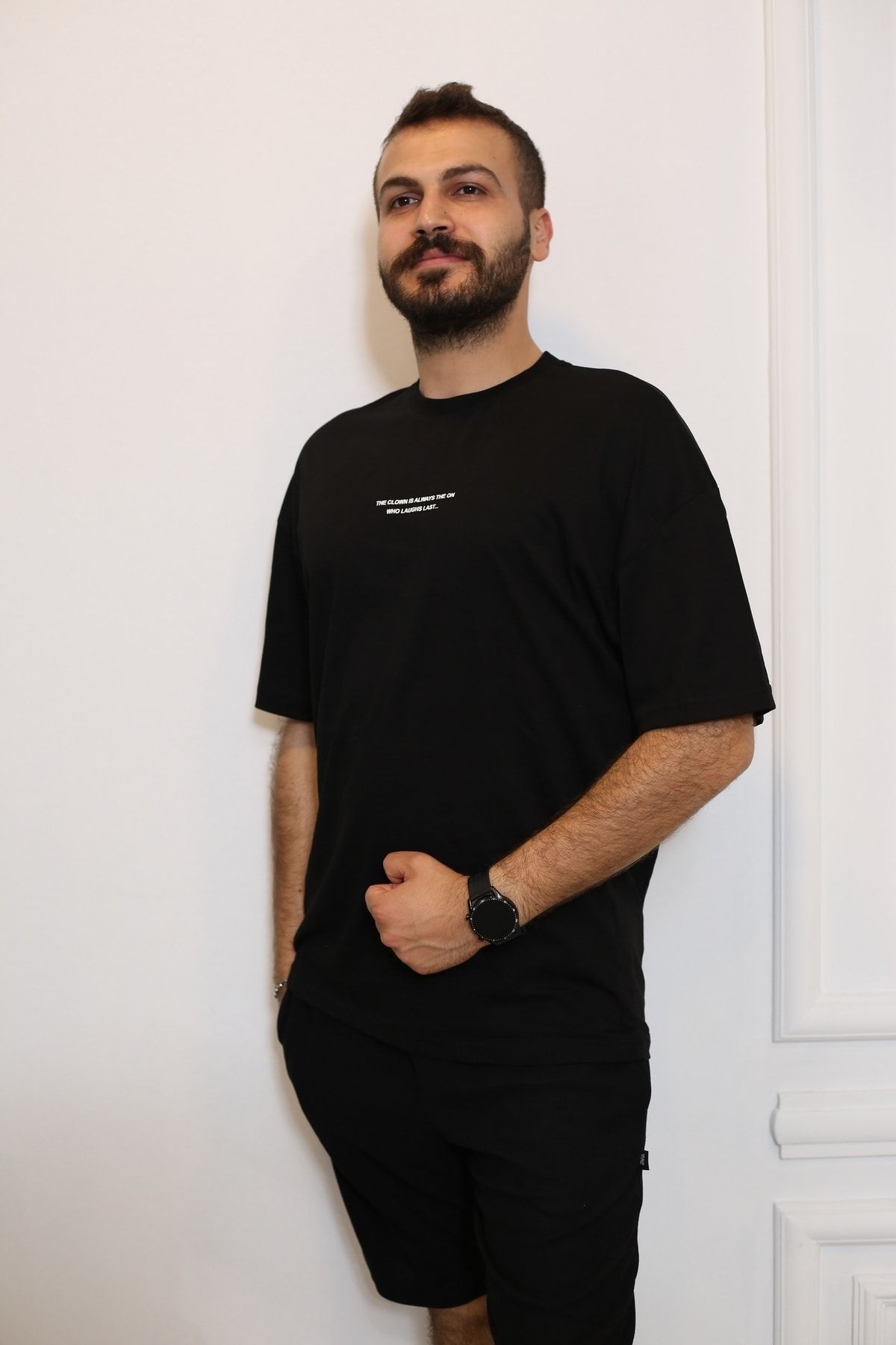 Siyah Oversize Sırt Baskılı Kısa Kol Bisiklet Yaka T-Shirt 90109-01