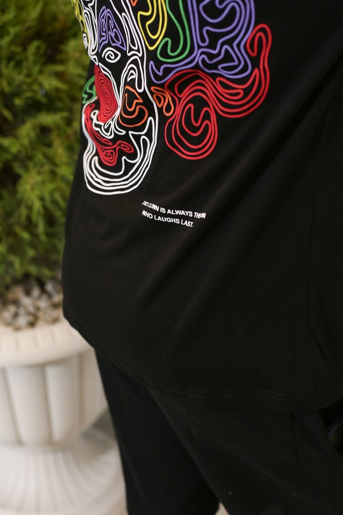 Siyah Oversize Sırt Baskılı Kısa Kol Bisiklet Yaka T-Shirt 90109-01