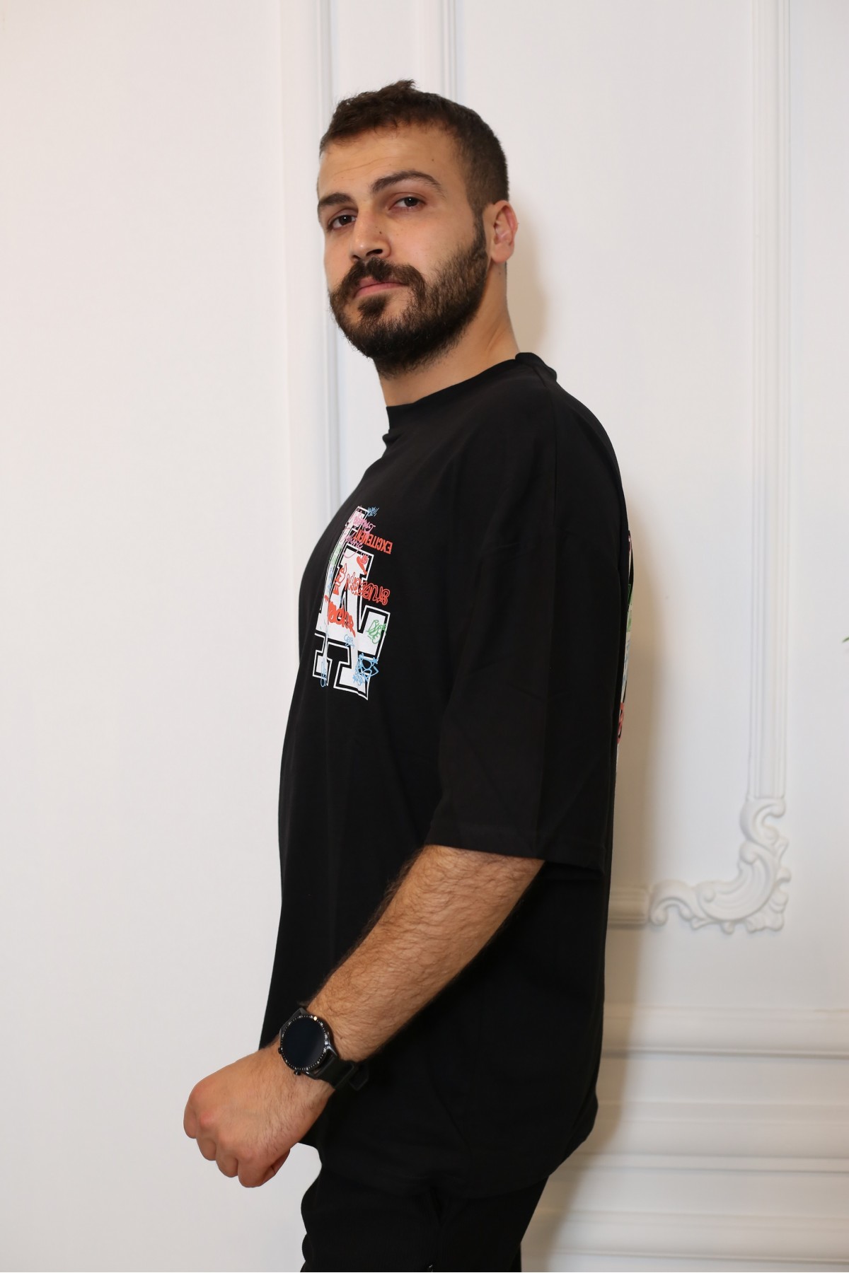 Siyah Oversize Sırt Baskılı Kısa Kol Bisiklet Yaka T-Shirt 90142-01