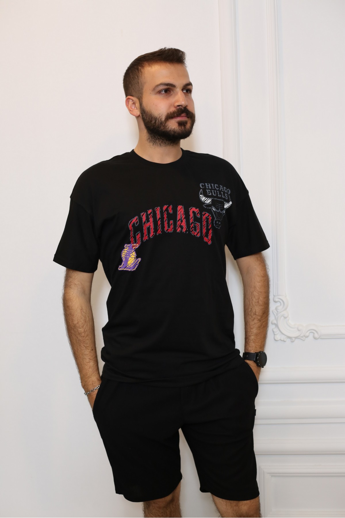 Siyah Kısa Kol Bisiklet Yaka Sırt Yazılı Baskılı Oversize T-Shirt 9021-01