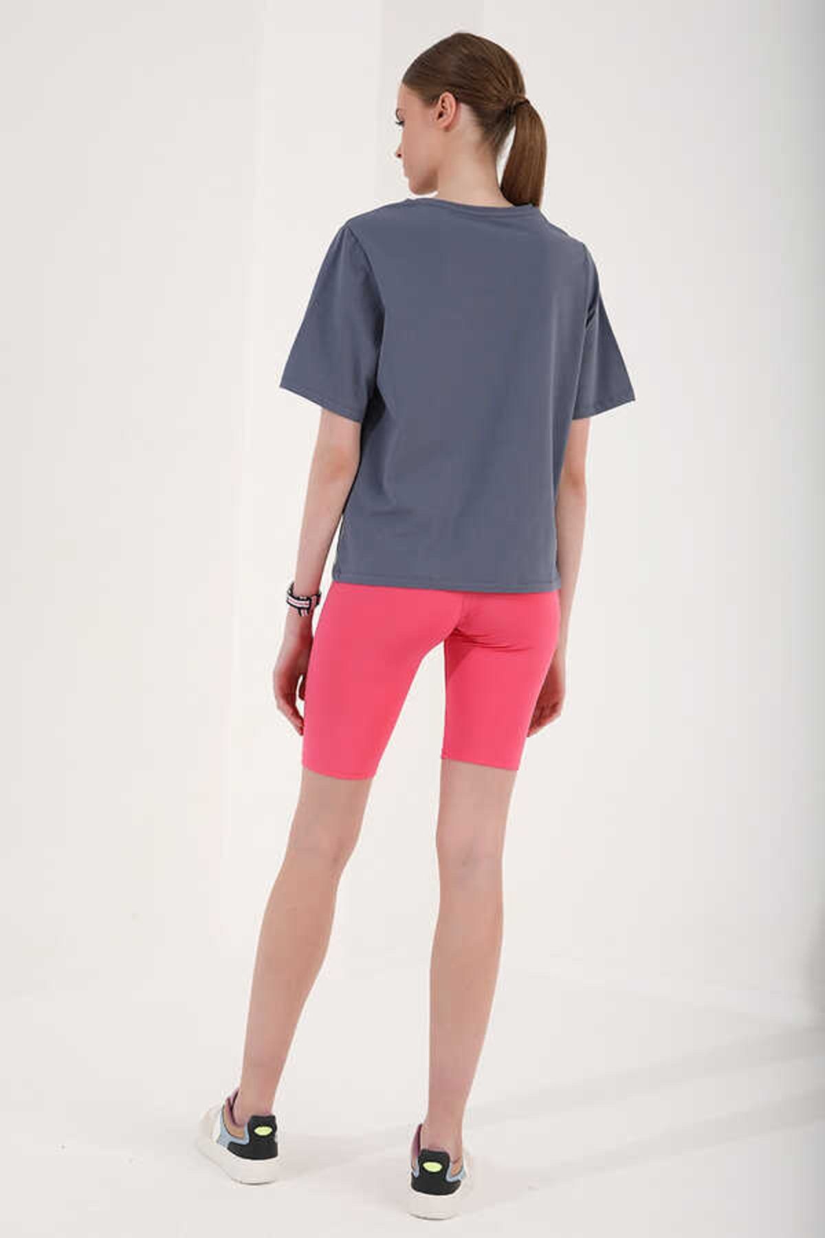 Kadın Petrol Bisiklet Yaka Karışık Desenli Yazı Baskılı Oversize O Yaka T-Shirt 97132-58