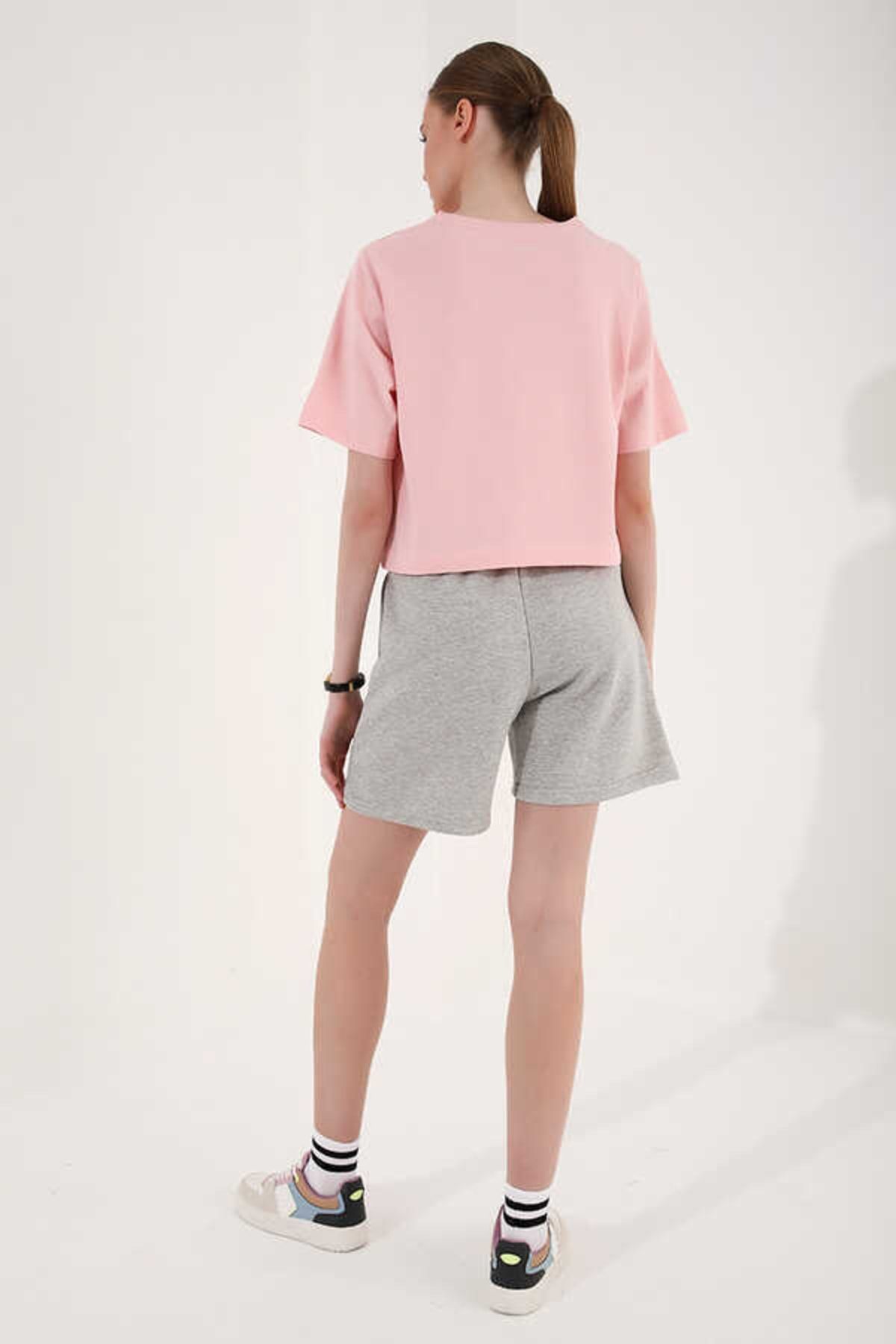 Kadın Pudra Asimetrik Yazı Baskılı Oversize O Yaka T-Shirt 97136-68