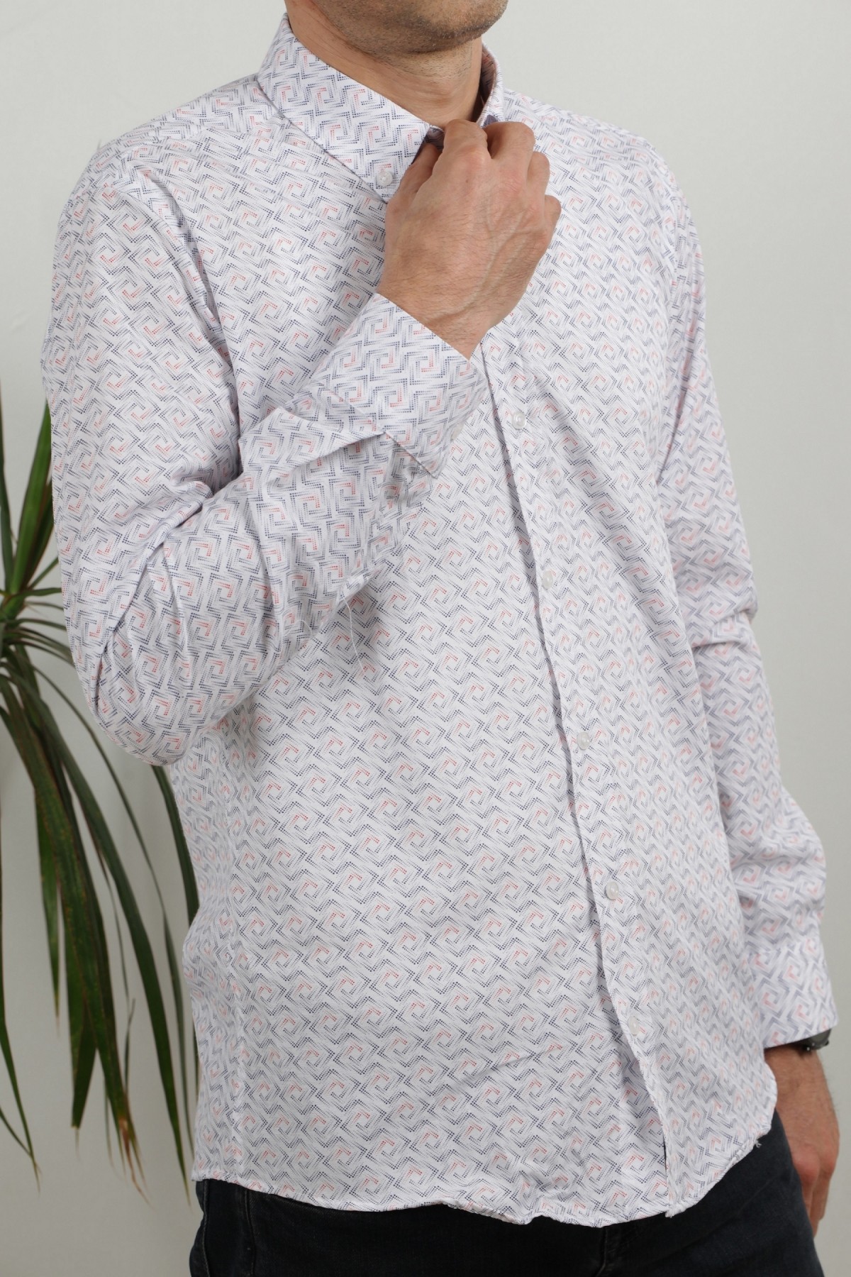 Erkek Beyaz Uzun Kol Pamuklu Kumaş Desenli  Gömlek GM8282-02