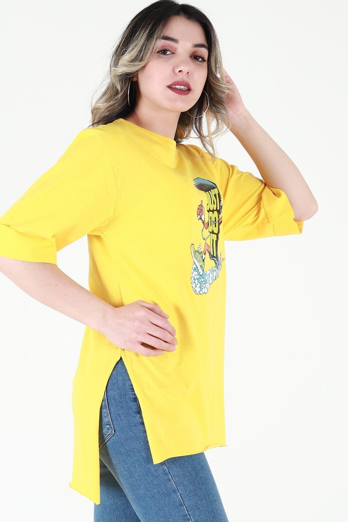 Kadın Sarı Bisiklet Yaka Baskılı Oversize Duble Kol T-Shirt JD005