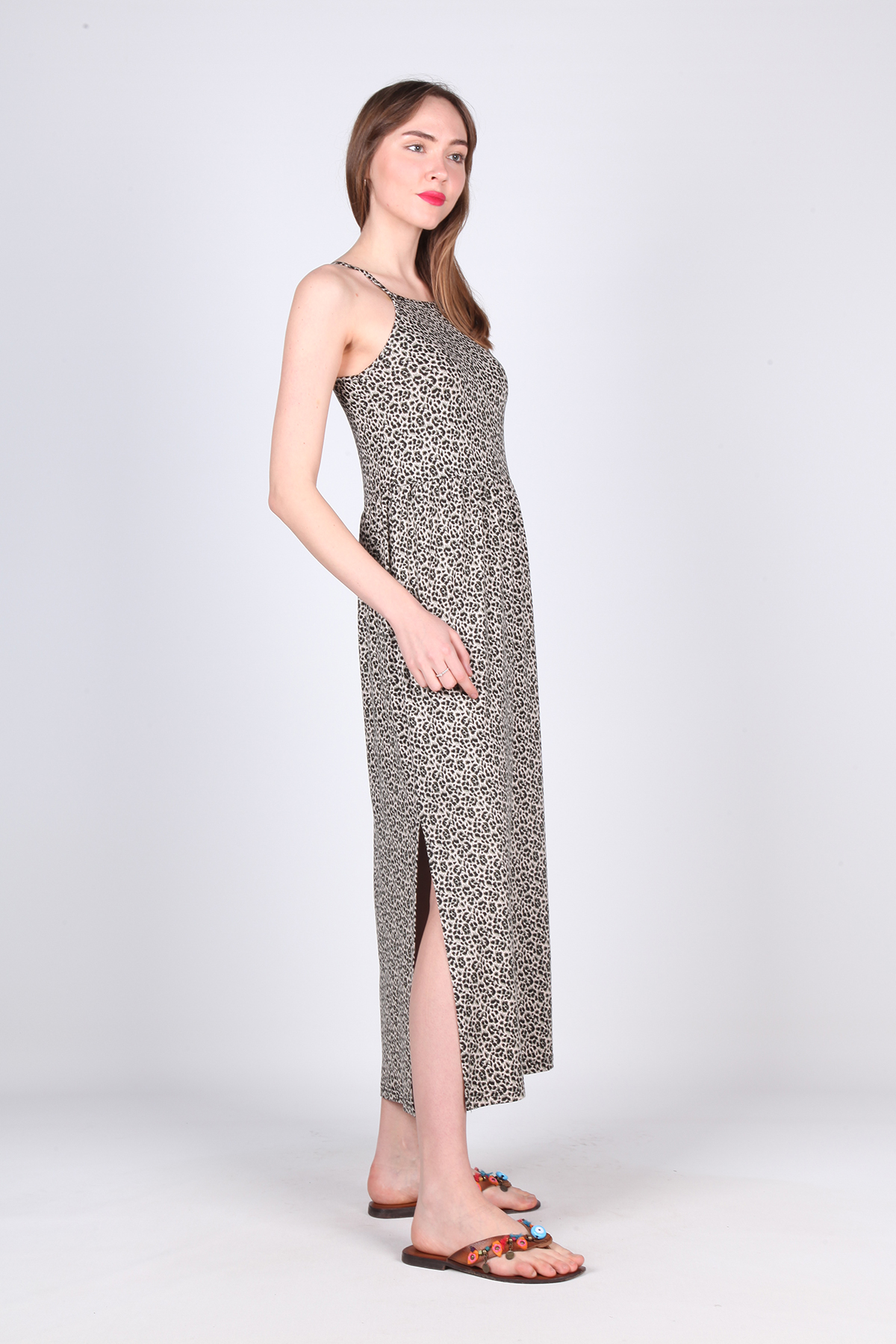 YIRTMAÇLI UZUN PENYE LEOPAR DESEN ELBİSE