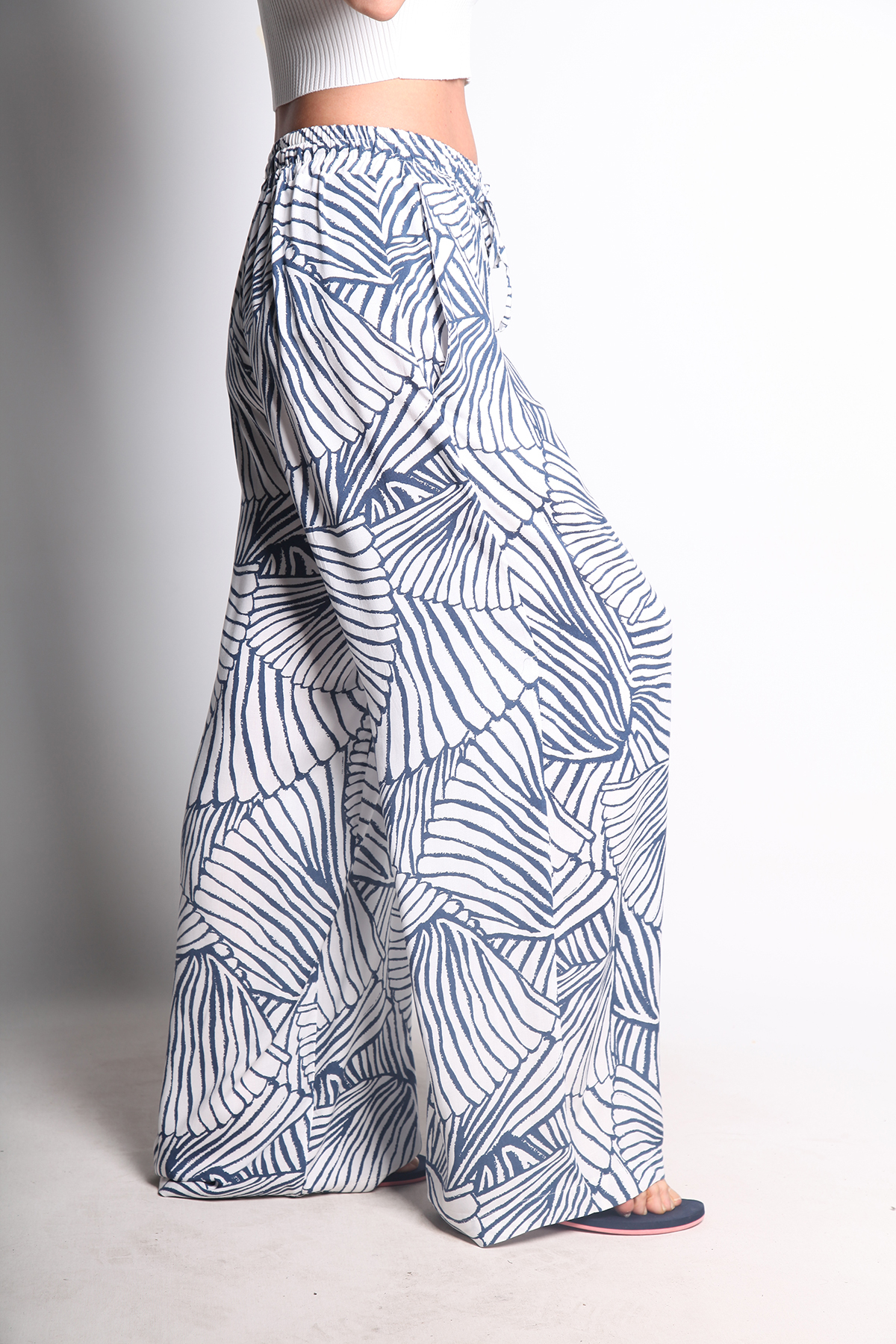 BEYAZ DESENLİ PLAJ PANTOLON