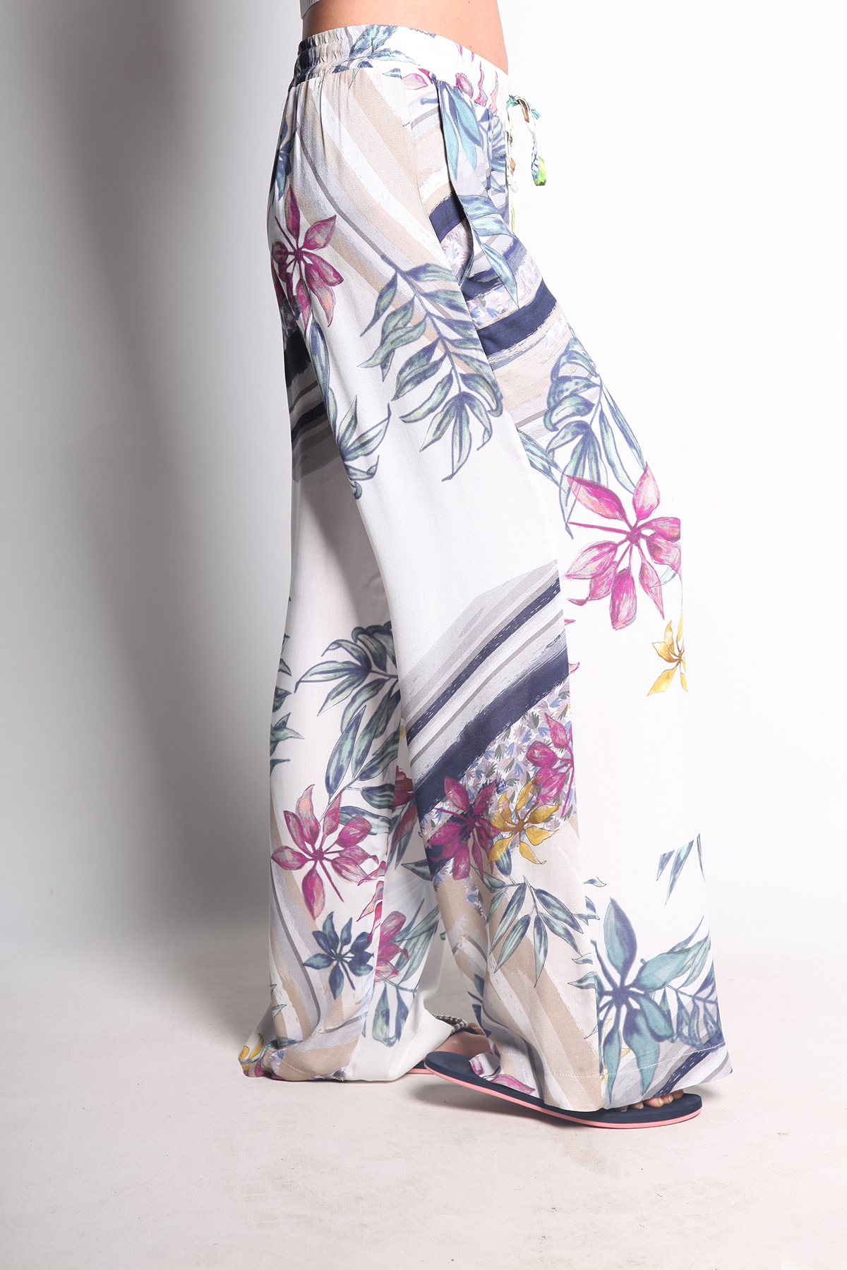 BORDO DESENLİ PLAJ PANTOLON